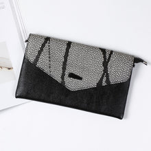 Cargar imagen en el visor de la galería, FUNMARDI Genuine Leather Female Clutch Bag 2019 Luxury Serpentine Leather Envelope Bags For Women Shoulder Bag Clutches WLHB1990