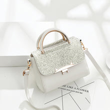 Cargar imagen en el visor de la galería, Female bag 2019 new Korean casual fashion handbag Simple and stylish wild Crossbody shoulder bag yumao 22X13X17cm