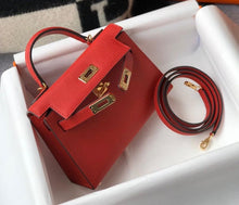 Cargar imagen en el visor de la galería, The highest quality ladies luxury fashion handbags quality classic 100% leather brand famous ladies hand-made handbags free ship