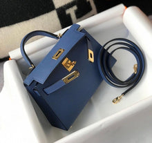 Cargar imagen en el visor de la galería, The highest quality ladies luxury fashion handbags quality classic 100% leather brand famous ladies hand-made handbags free ship