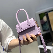Cargar imagen en el visor de la galería, Mini Small Square Shoulder Bag Crocodile Pattern PU Leather Handbag Postmen Top Candy Color Handle Bags Ladies Fashion Purse
