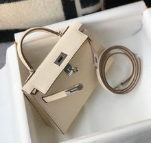 Cargar imagen en el visor de la galería, The highest quality ladies luxury fashion handbags quality classic 100% leather brand famous ladies hand-made handbags free ship
