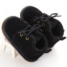 Carregar imagem no visualizador da galeria, Newborn Baby Winter Boots Infant Girls Boys Baby Snow Booties Toddler Fur Warm Boots arrival Style Little Kids Strappy Shoes
