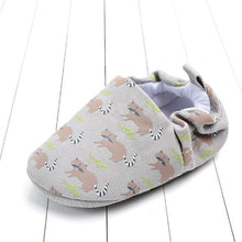 Cargar imagen en el visor de la galería, Baby Girls Boys First Walkers Soft Infant Toddler Shoes Cute Flower Soles Crib Shoes Footwear for Newborns baby shoes
