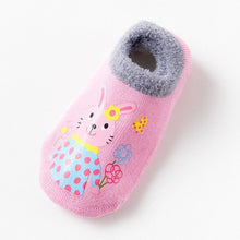 Cargar imagen en el visor de la galería, Cotton Baby Boys Girls Socks Rubber Slip-resistant Floor Socks Cartoon Infant Kids Animal Socks Winter Autumn Thicken Warm Shoes
