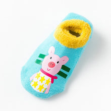 Cargar imagen en el visor de la galería, Cotton Baby Boys Girls Socks Rubber Slip-resistant Floor Socks Cartoon Infant Kids Animal Socks Winter Autumn Thicken Warm Shoes
