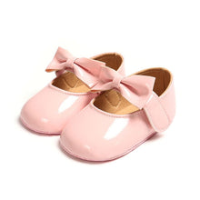 Carregar imagem no visualizador da galeria, Newborn Baby Girls Shoes PU leather Buckle First Walkers With Bow Red Black Pink White Soft Soled Non-slip Crib Shoes
