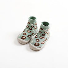 Carregar imagem no visualizador da galeria, Kids Soft Rubber Sole Unisex Baby Shoes First Shoes Baby Shoe Knit Booties Anti-slip Baby Walkers Toddler First Walker Baby Girl
