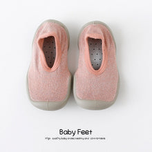 Cargar imagen en el visor de la galería, baby shoes with soft rubber baby girl baby boy floor sock shoes spring summer anti-slip
