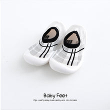 Cargar imagen en el visor de la galería, baby shoes with soft rubber baby girl baby boy floor sock shoes spring summer anti-slip
