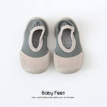 Cargar imagen en el visor de la galería, baby shoes with soft rubber baby girl baby boy floor sock shoes spring summer anti-slip
