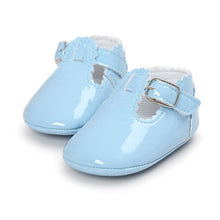 Cargar imagen en el visor de la galería, 12 Color Fashion Baby Girls Baby Shoes Cute Newborn First Walker Shoes Infant Letter Princess Soft Sole Bottom Anti-slip Shoes
