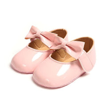 Cargar imagen en el visor de la galería, 12 Color Fashion Baby Girls Baby Shoes Cute Newborn First Walker Shoes Infant Letter Princess Soft Sole Bottom Anti-slip Shoes
