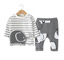 Cargar imagen en el visor de la galería, Brand Romper Set Fashion Cartoon Roupas De Bebes Bodysuit+Hat+Pant 3pcs Baby Boy Clothing Set Cute Animal Newborn Baby Clothes
