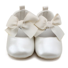 Carregar imagem no visualizador da galeria, WONBO 0-18M Toddler Baby Girl Soft PU Princess Shoes Bow Bandage Infant Prewalker New Born Baby Shoes
