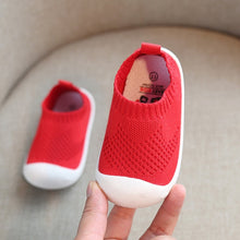 Carregar imagem no visualizador da galeria, Kid Baby First Walkers Shoes Breathable Infant Toddler Shoes Girls Boy Casual Mesh Shoes Soft Bottom Comfortable Non-slip Shoes
