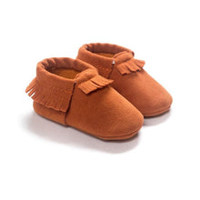 Cargar imagen en el visor de la galería, 13 COLORS PU Suede Leather Newborn Baby Boy Girl Baby Moccasins Moccs Shoes Bebe Fringe Soft Soled Non-slip Footwear Crib Shoes
