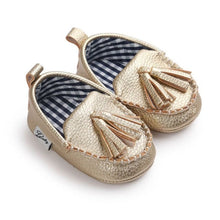 Carregar imagem no visualizador da galeria, Moccasin First Walkers Newborn Baby Shoes Toddler Prewalker Shoes Baby Boy Girl Pu Tassel pendant Leather Shoes
