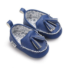 Carregar imagem no visualizador da galeria, Moccasin First Walkers Newborn Baby Shoes Toddler Prewalker Shoes Baby Boy Girl Pu Tassel pendant Leather Shoes
