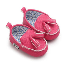 Carregar imagem no visualizador da galeria, Moccasin First Walkers Newborn Baby Shoes Toddler Prewalker Shoes Baby Boy Girl Pu Tassel pendant Leather Shoes
