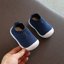 Carregar imagem no visualizador da galeria, Kid Baby First Walkers ShoesBreathable b Infant Toddler Shoes Girls Boy Casual Mesh Shoes Soft Bottom Comfortable Non-slip Shoes
