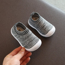 Carregar imagem no visualizador da galeria, Kid Baby First Walkers ShoesBreathable b Infant Toddler Shoes Girls Boy Casual Mesh Shoes Soft Bottom Comfortable Non-slip Shoes
