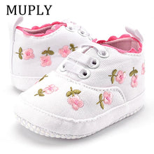 Cargar imagen en el visor de la galería, Baby Girl Shoes White Lace Floral Embroidered Soft Shoes Prewalker Walking Toddler Kids Shoes First Walker free shipping
