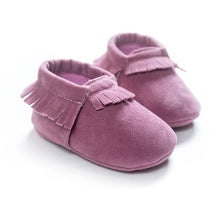 Cargar imagen en el visor de la galería, 2020 PU Suede Leather Newborn Baby Moccasins Shoes Soft Soled Non-slip Crib First Walker
