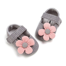 Cargar imagen en el visor de la galería, Baby Shoes Girls Boy First Walkers Newborn Slippers Baby Girl Crib Shoes Footwear Prewalker 0-18M
