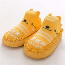 Cargar imagen en el visor de la galería, 2020 New born Baby Socks With Rubber Soles Infant Baby Girls Boys Shoes Spring Autumn Baby Floor Socks Anti Slip Soft Sole Sock
