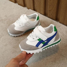 Cargar imagen en el visor de la galería, 2020 New children sports shoes for boys girls baby toddler kids flats sneakers fashion casual infant soft shoe
