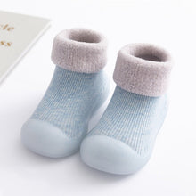 Cargar imagen en el visor de la galería, baby sock shoes for winter thick cotton animal styles cute baby floor shoes anti-slip first walkers 0-3 years
