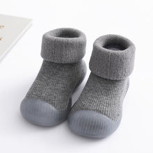 Cargar imagen en el visor de la galería, baby sock shoes for winter thick cotton animal styles cute baby floor shoes anti-slip first walkers 0-3 years
