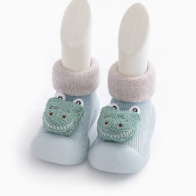 Cargar imagen en el visor de la galería, baby sock shoes for winter thick cotton animal styles cute baby floor shoes anti-slip first walkers 0-3 years
