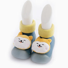 Cargar imagen en el visor de la galería, baby sock shoes for winter thick cotton animal styles cute baby floor shoes anti-slip first walkers 0-3 years
