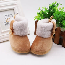 Carregar imagem no visualizador da galeria, Warm Newborn Toddler Boots Winter First Walkers baby Girls Boys Shoes Soft Sole Fur Snow Booties for 0-18M
