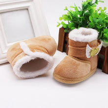 Carregar imagem no visualizador da galeria, Warm Newborn Toddler Boots Winter First Walkers baby Girls Boys Shoes Soft Sole Fur Snow Booties for 0-18M
