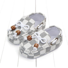 Carregar imagem no visualizador da galeria, New newborn baby boy shoes Pink stripe Patch Casual soft bottom non-slip breathable new born baby girls Infant toddler shoes
