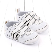 Carregar imagem no visualizador da galeria, New newborn baby boy shoes Pink stripe Patch Casual soft bottom non-slip breathable new born baby girls Infant toddler shoes
