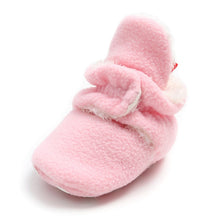 Carregar imagem no visualizador da galeria, Newborn Shoes Warm Socks Toddler Boots Winter First Walker Baby Girls Boys Soft Sole Snow Booties Unisex Crib Shoes zapatos bebe
