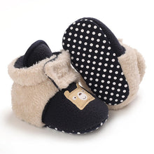 Carregar imagem no visualizador da galeria, Newborn Baby Shoes Boy Girl Solid Toddler First Walkers Booties Cotton Comfort Soft Anti-slip Warm Infant Crib Shoes
