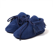 Carregar imagem no visualizador da galeria, Newborn Baby Shoes Boy Girl Shoes Moccasins Fringe Soft Soled Non-slip Footwear Crib Shoes PU Suede Leather Baby First Walker
