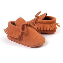 Carregar imagem no visualizador da galeria, Newborn Baby Shoes Boy Girl Shoes Moccasins Fringe Soft Soled Non-slip Footwear Crib Shoes PU Suede Leather Baby First Walker
